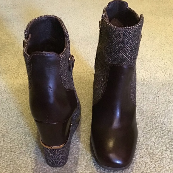 Tory Burch Cherie Booties - Picture 4 of 6